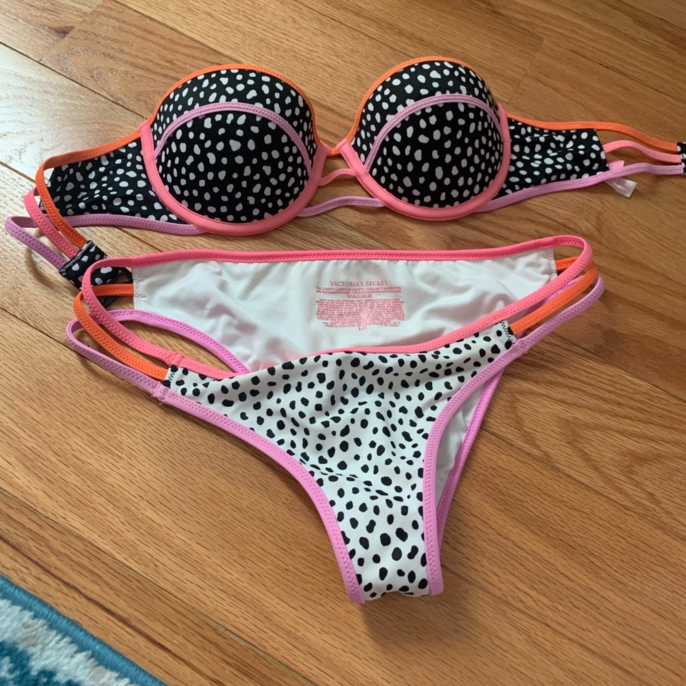VS bikini